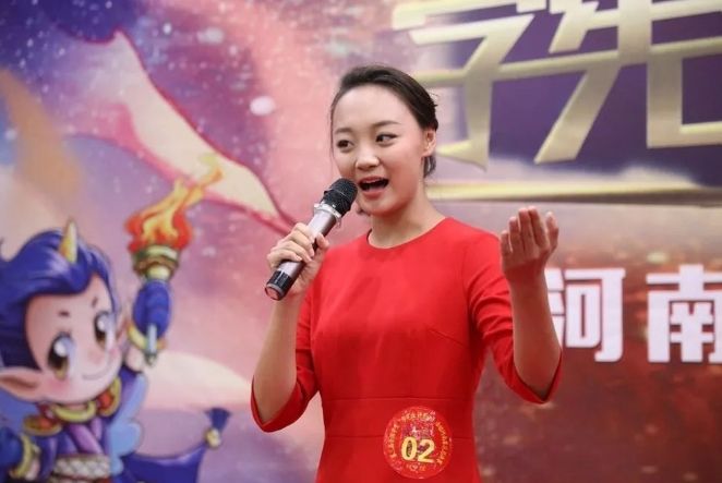 踏馬出征展風(fēng)采，喜收捷報開心顏 | 賀新鄉(xiāng)十中劉暢同學(xué)獲河南省“學(xué)憲法講憲法”演講比賽特等獎