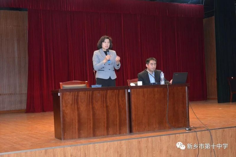 聚焦課堂切片診斷，剝絲抽繭治療頑疾 ——新鄉(xiāng)十中一校三區(qū)教師培訓之魏宏聚教授暢談“課堂教學切片診斷”