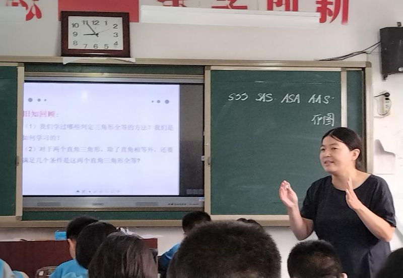 金秋時(shí)節(jié)秋意濃 專家指導(dǎo)促提升