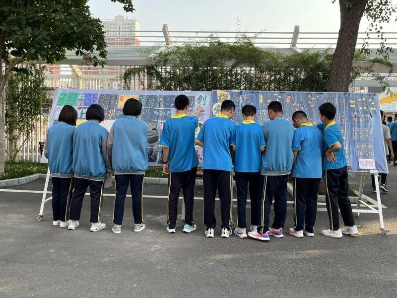 減量提質 作業(yè)賦能——化學組創(chuàng)新作業(yè)設計之探索微觀世界