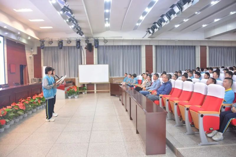 點亮心靈溫暖你我 傳揚(yáng)文明構(gòu)筑和諧